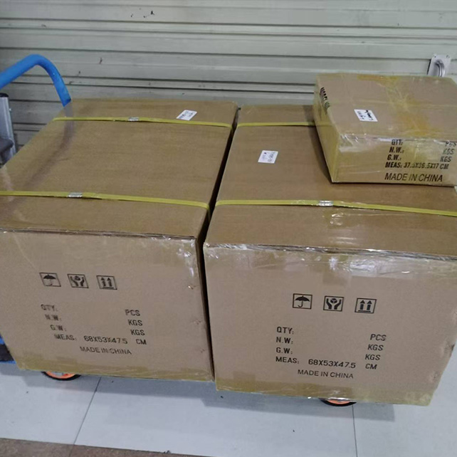 P100PTF-UD2 642包装图3.jpg P100PTF-UD2 642包装图3.jpg